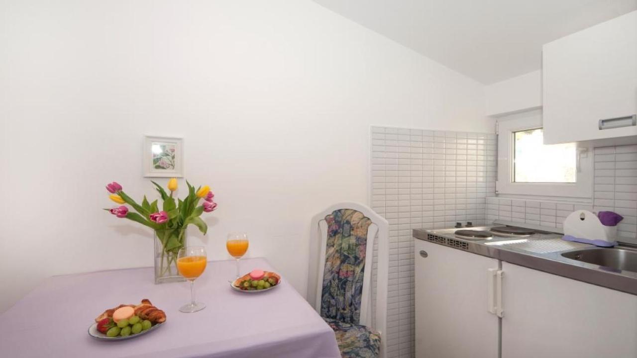 Apartments Angela Baska Voda Room photo
